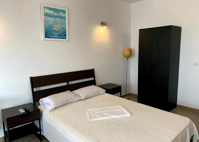 Апартаменты Eforie Studios *