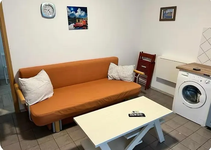 Eforie Studios アパート *